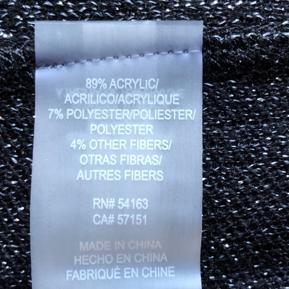 Calvin Klein Cape Black & Silver Metallic Knit One Size - Picture 15 of 15